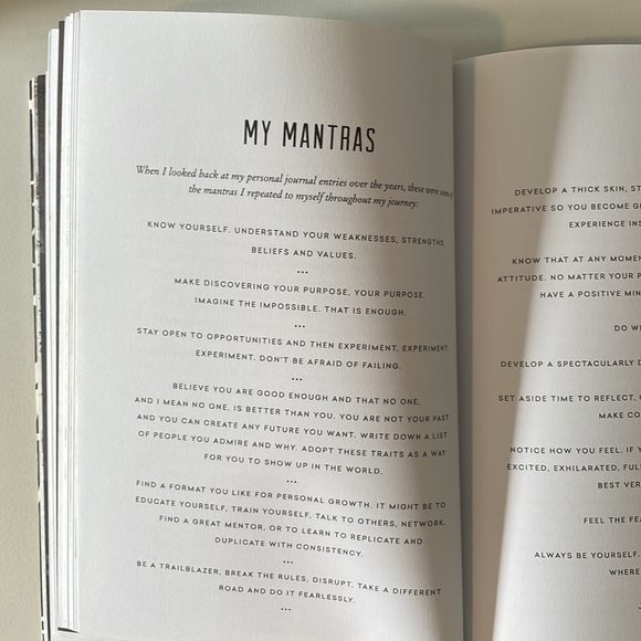 Daring & Disruptive, unleashing the entrepreneur by Lisa Messenger - Picture 10 of 11